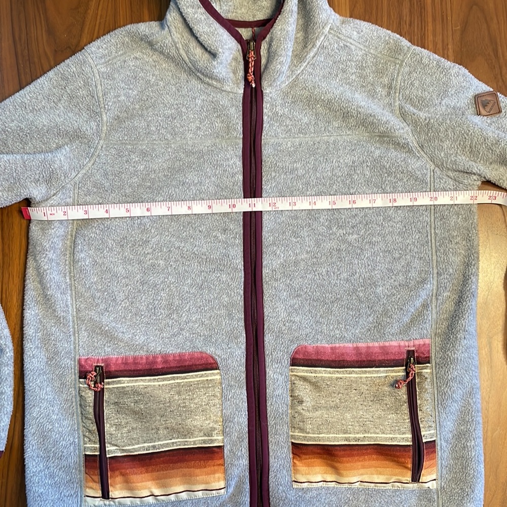 Burton Women’s Large Grey Zip Up with Zipper Pockets and Hood LIKE NEW - Picture 8 of 8